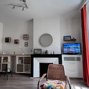 https://anmone-studio-tout-confort-en-centre-ville.midi-pyreneeshotels.com